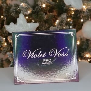 Violet Voss Pro Eyeshadow Palette